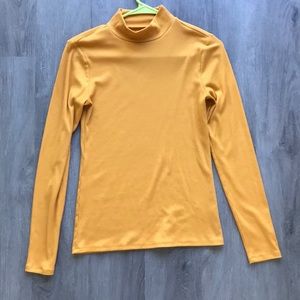 🐙Mustard yellow mock turtleneck